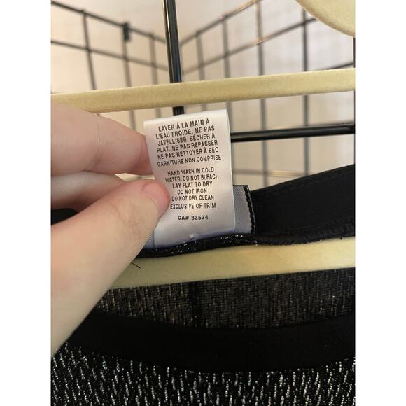 Libra Sweater with Metallic Detail Sz XL - Picture 4 of 5